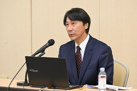 Dr. Koji Usumi